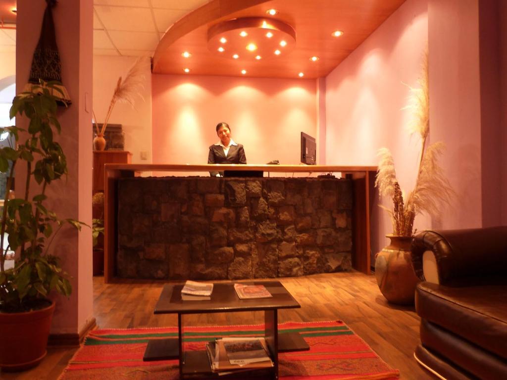 Cantuta Inn ปูโน ภายนอก รูปภาพ