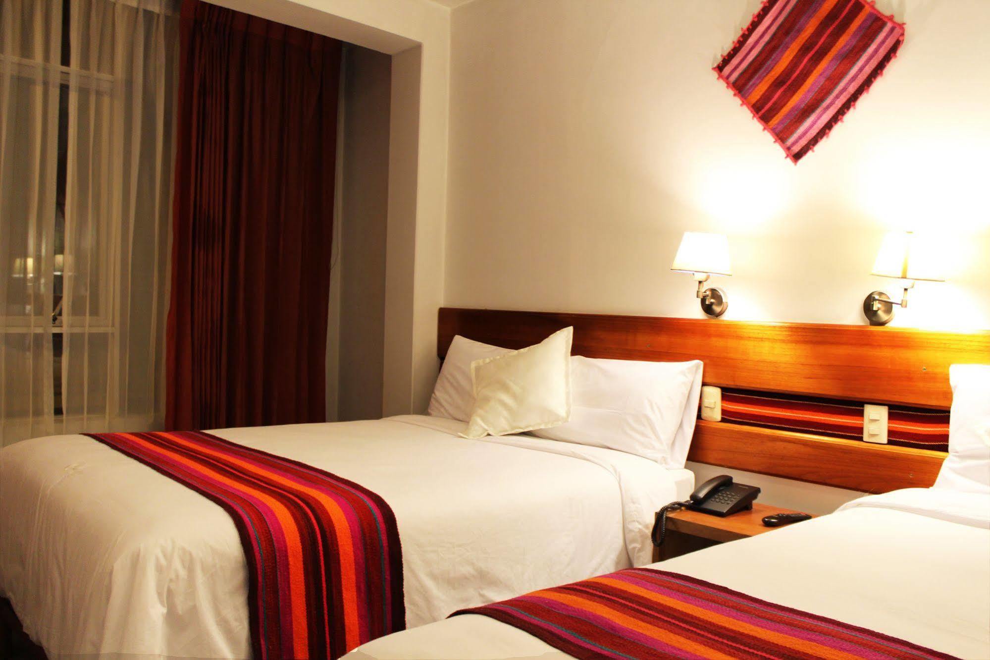 Cantuta Inn ปูโน ภายนอก รูปภาพ