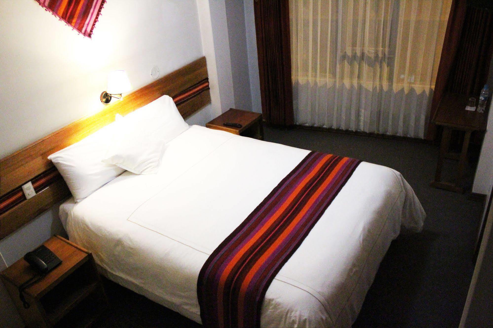 Cantuta Inn ปูโน ภายนอก รูปภาพ