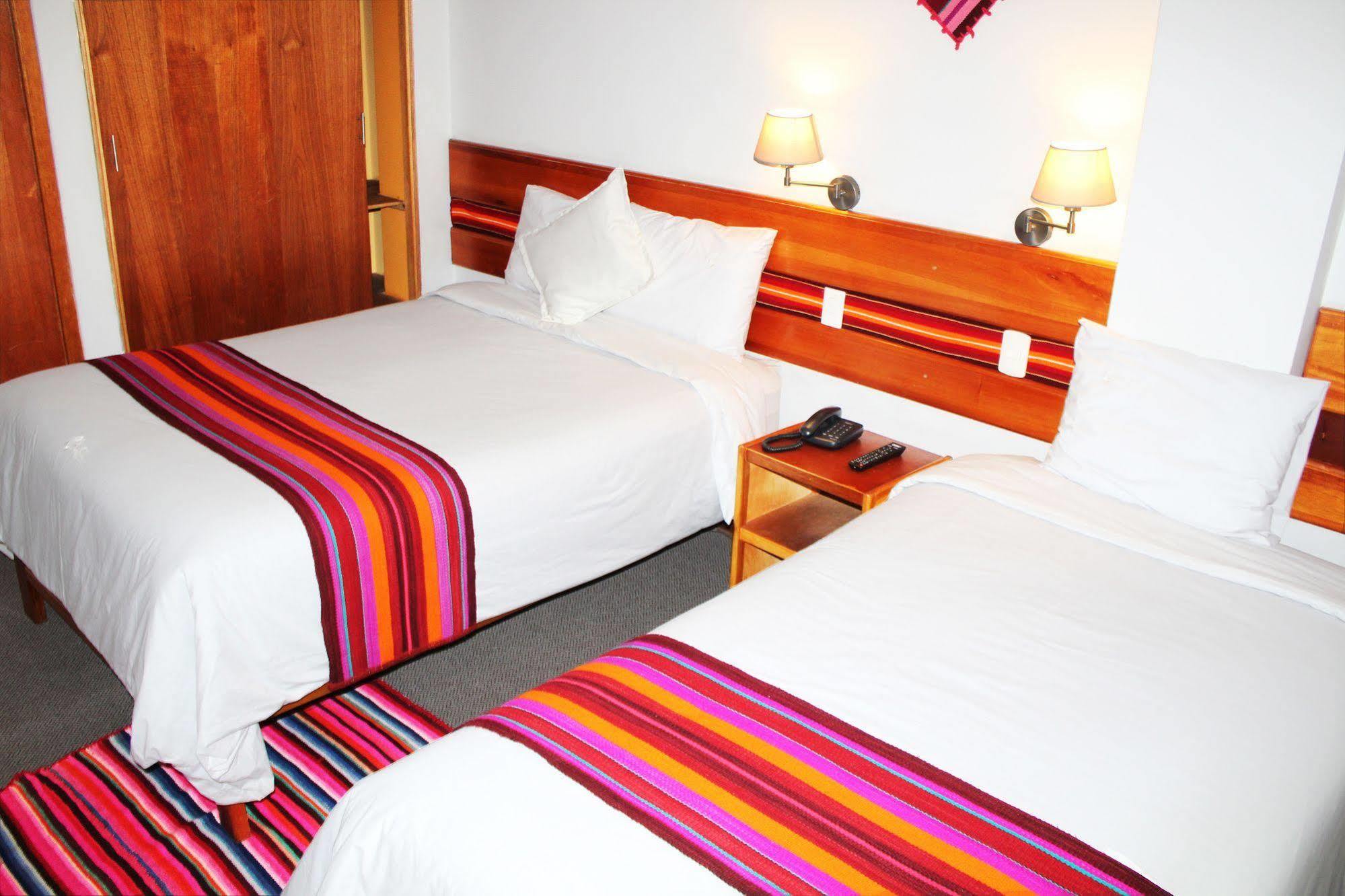 Cantuta Inn ปูโน ภายนอก รูปภาพ